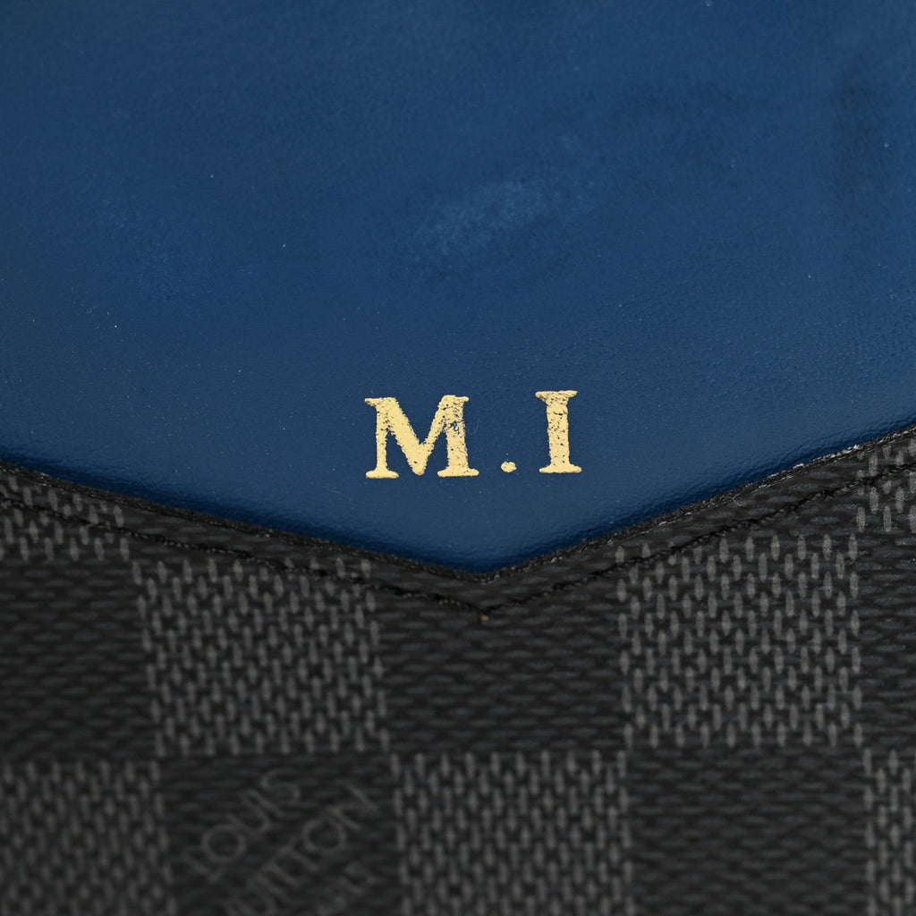 Louis Vuitton Damier Graphite Brazza Wallet Bleu Neon