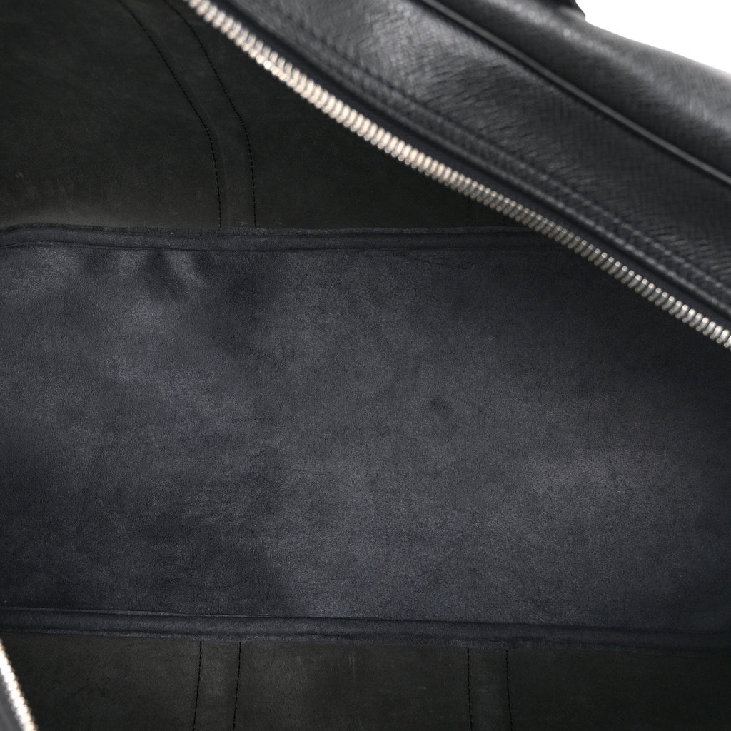 Louis Vuitton Taiga Kendall PM Ardoise