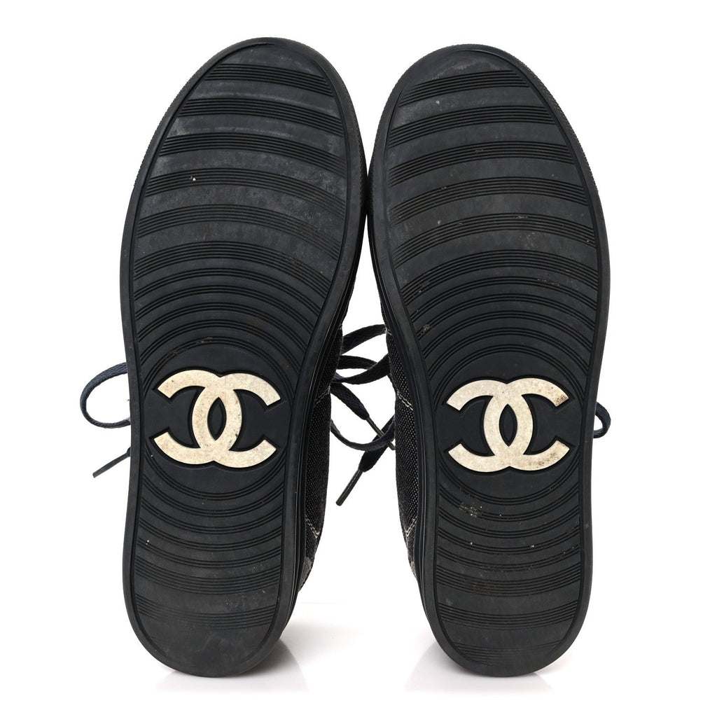 Chanel Toile Suede Calfskin CC Low Top Sneakers 36 Dark Grey