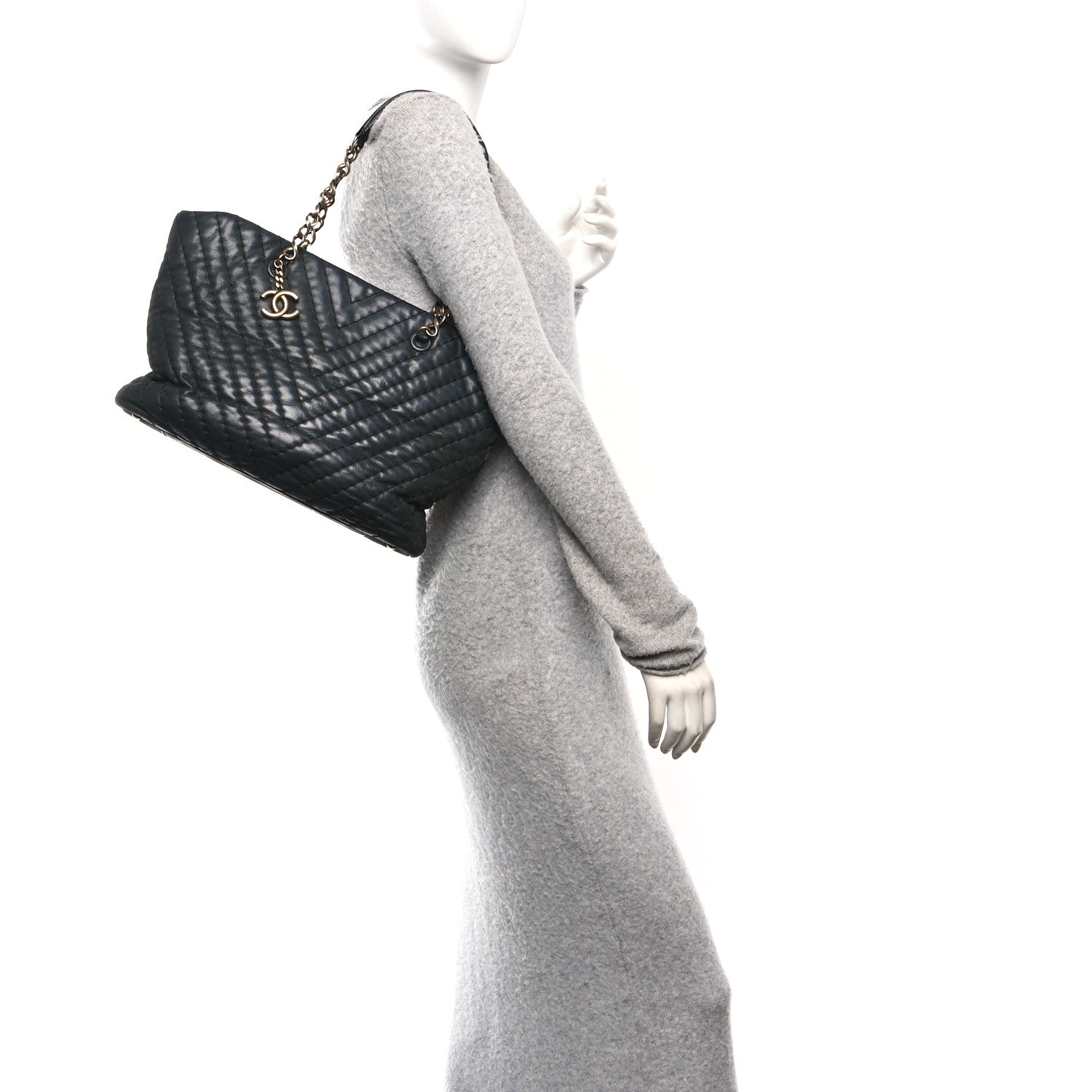 Chanel Calfskin Chevron Quilted Surpique Tote Black