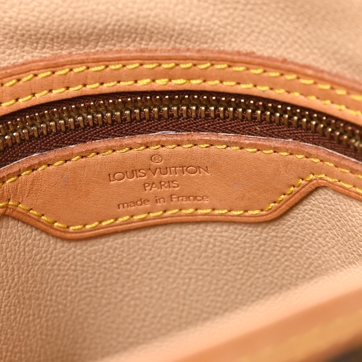 Louis Vuitton Monogram Petit Bucket 23