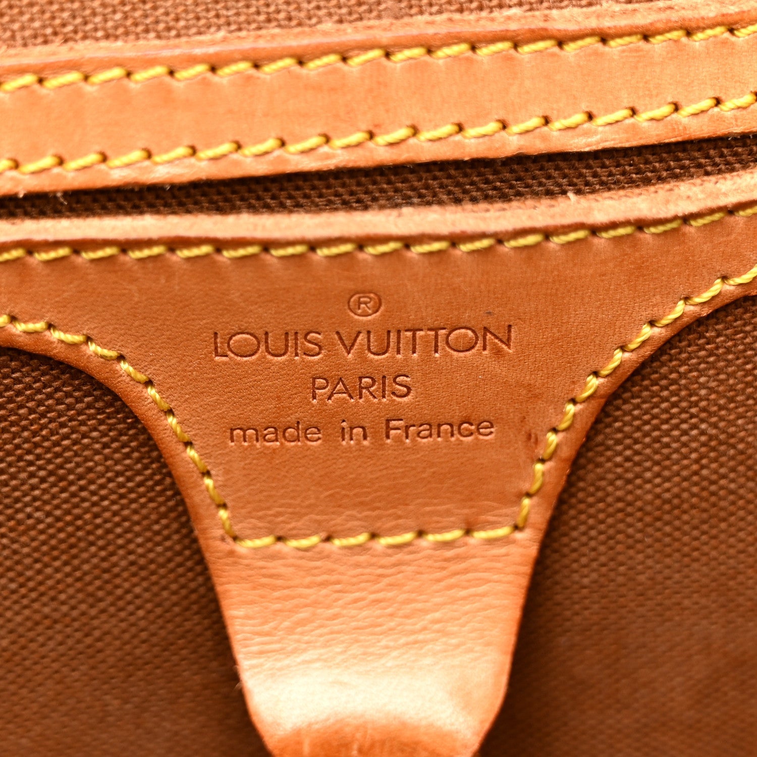 Louis Vuitton Monogram Ellipse MM