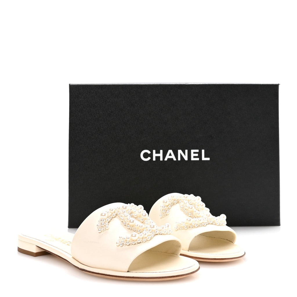 Lambskin Pearl CC Mules 38.5 Ivory