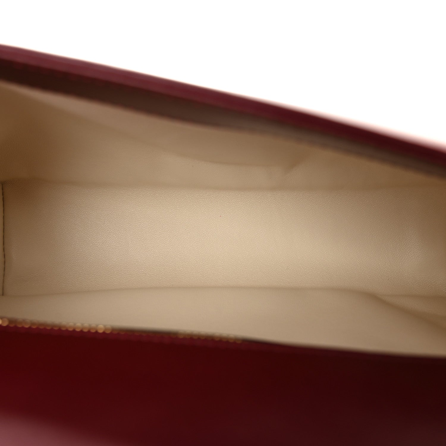Gucci Calfskin Matelasse Small GG Marmont Shoulder Bag Ancora Red