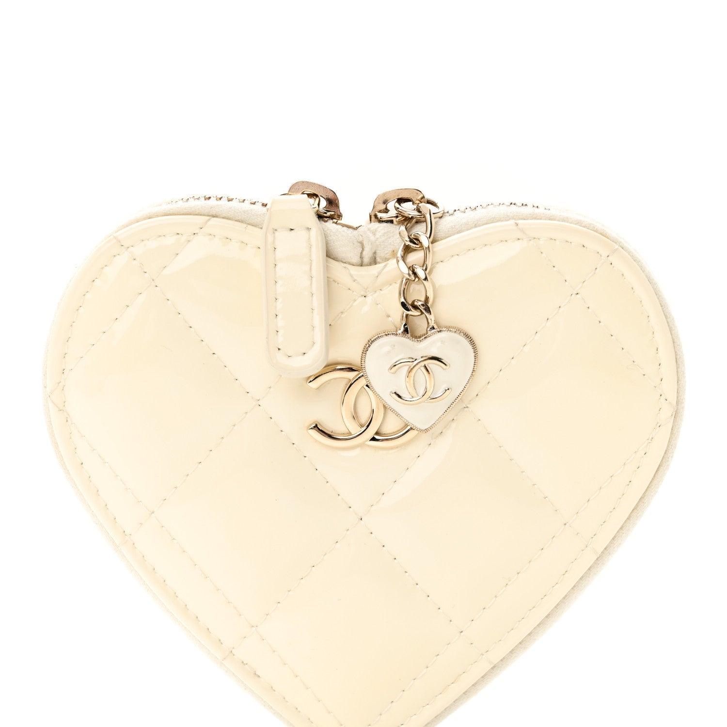 Chanel Patent Calfskin Resin Quilted CC Heart Clutch With Chain Black