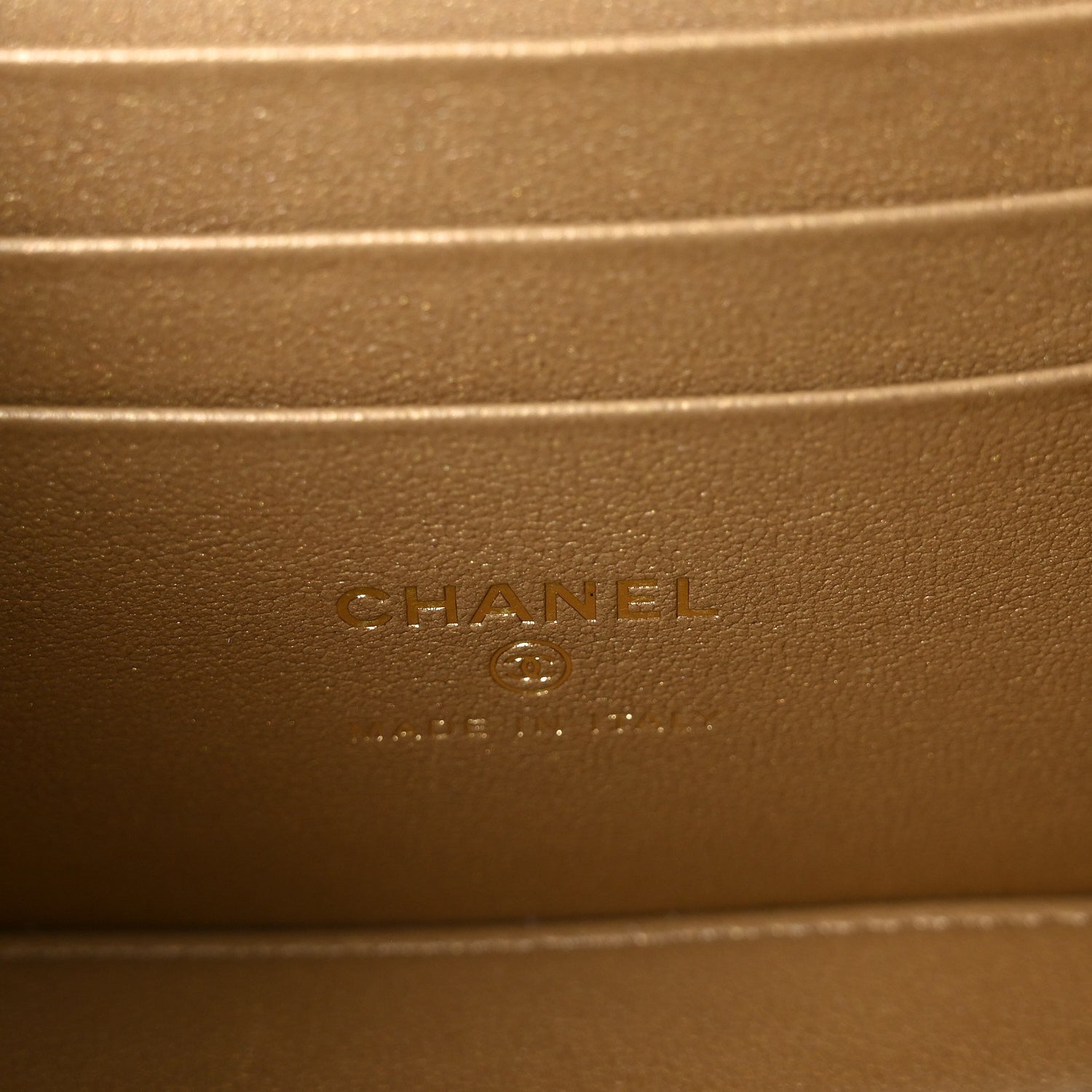 Chanel Lambskin Quilted Pearl Crush Small Vanity Case With Chain Black
