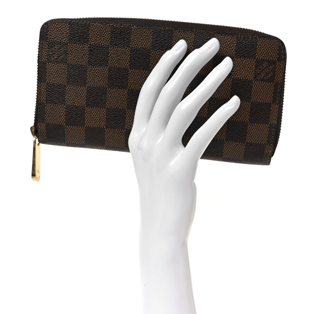 Louis Vuitton Damier Ebene Zippy Wallet