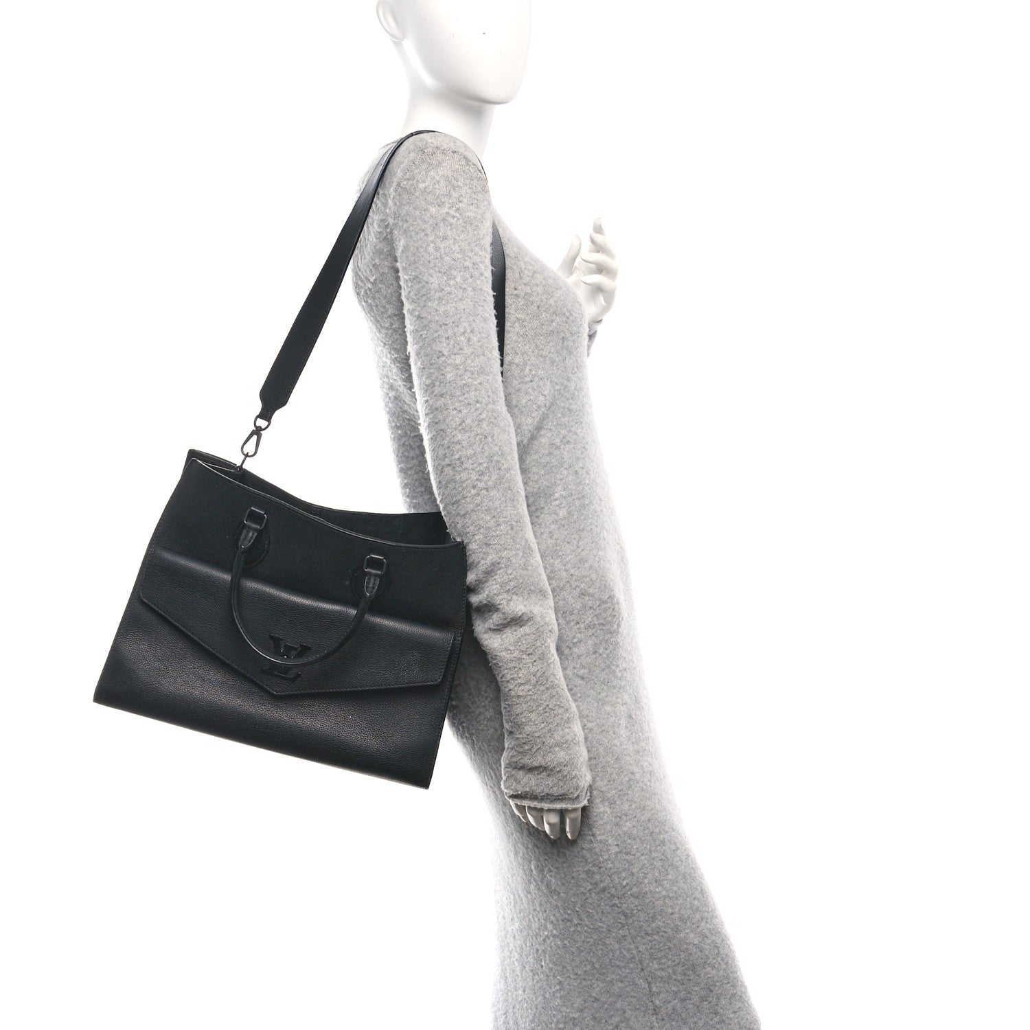 Louis Vuitton Soft Calfskin Lockme Tote MM Black