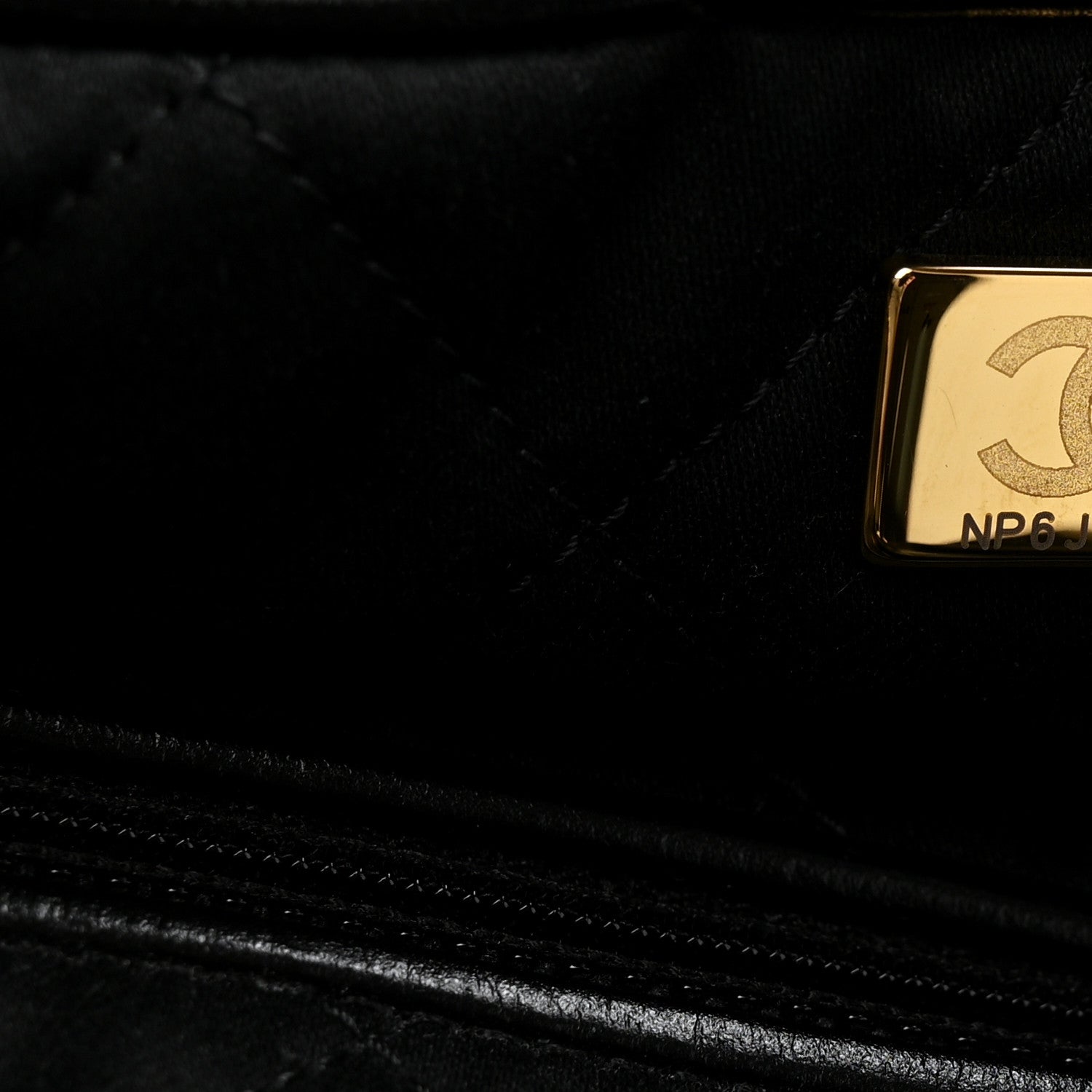 Chanel Shiny Calfskin Quilted Small Chanel 22 Black