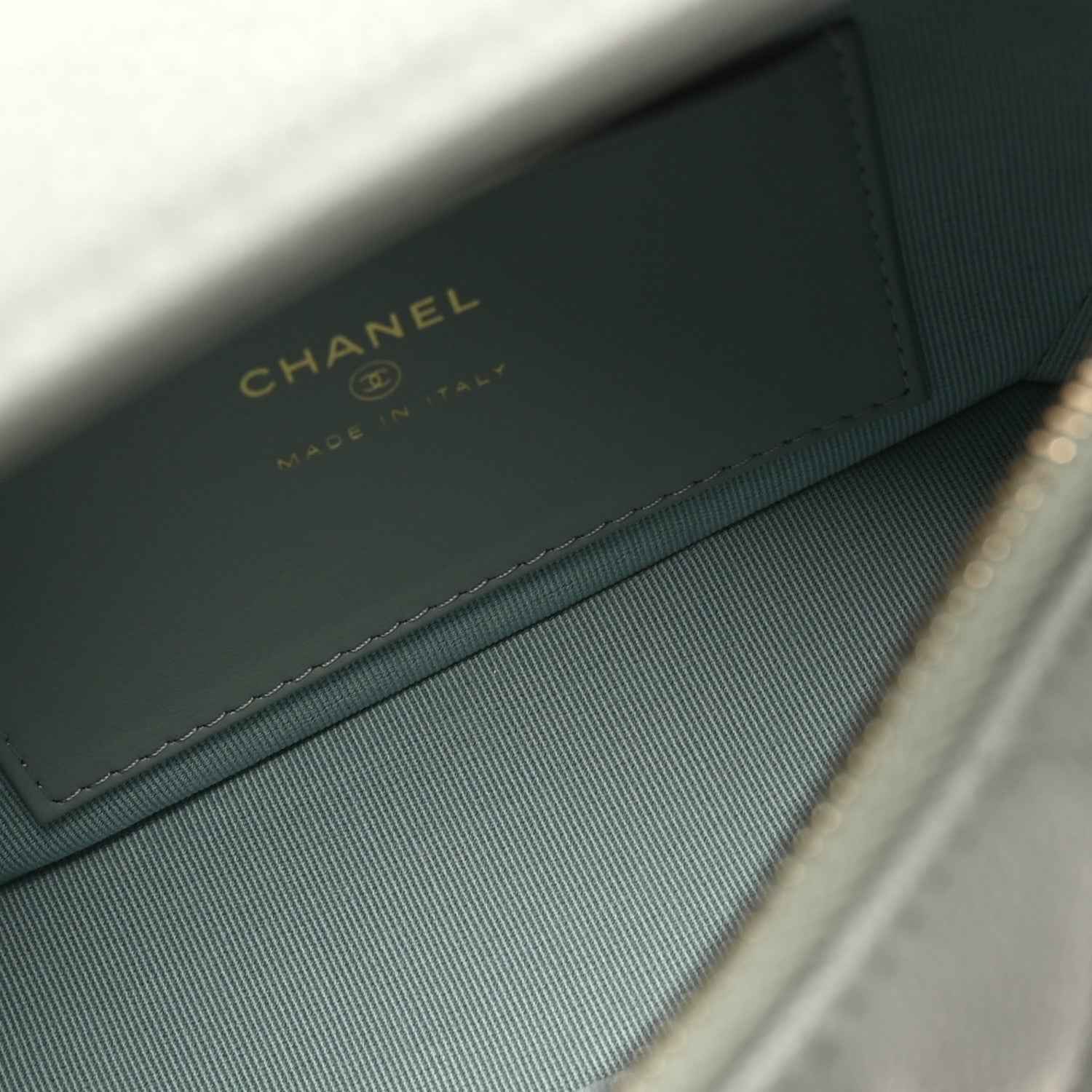 Chanel Caviar Quilted Hobo Clutch With Chain Light Green