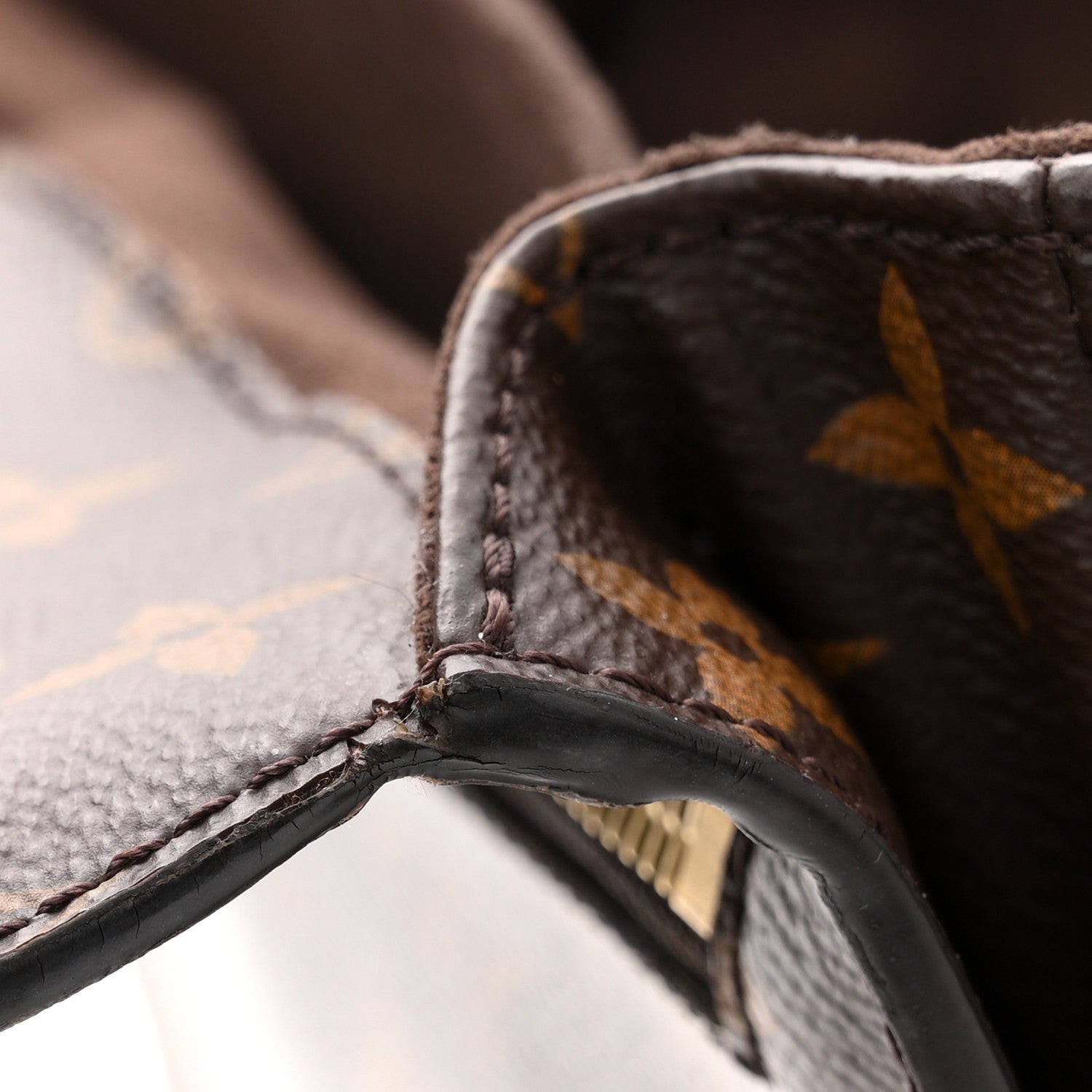Louis Vuitton Monogram Pochette Metis