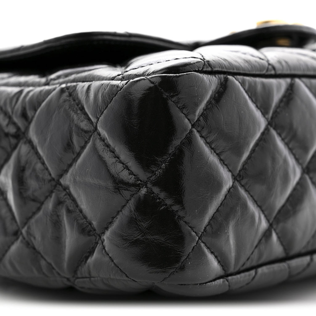 Chanel Shiny Crumpled Calfskin Quilted Wavy CC Hobo Black