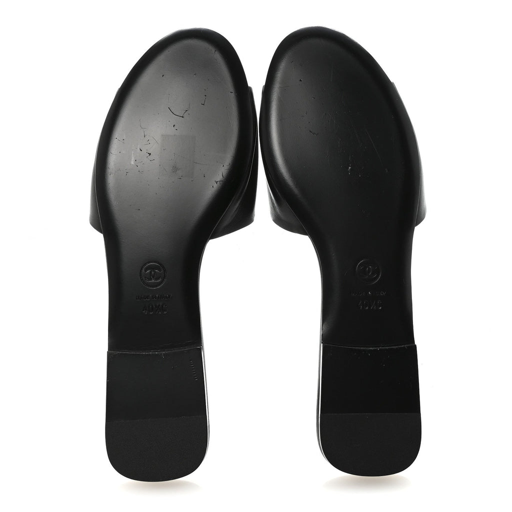 Lambskin Pearl CC Sandals 40.5 Black