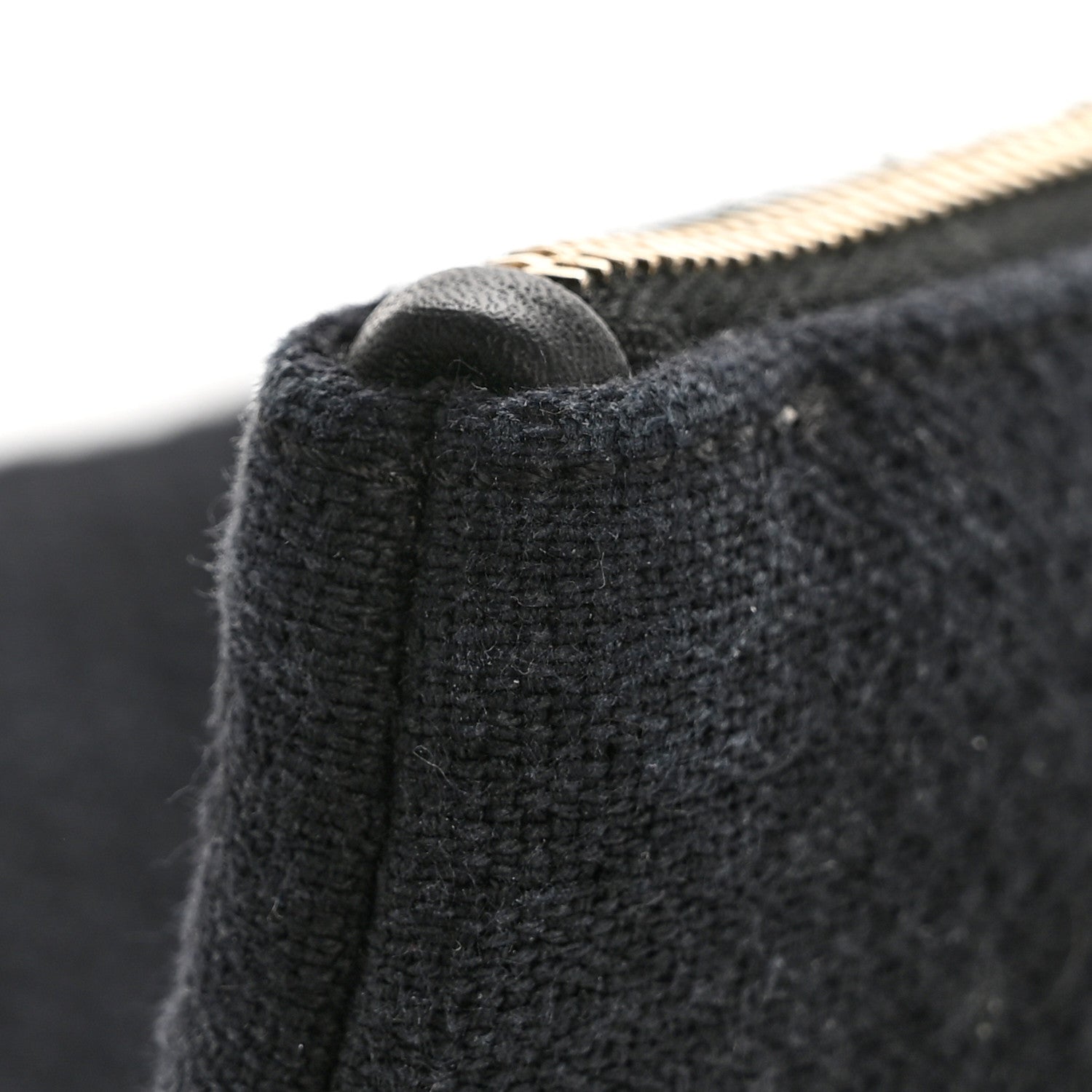Mixed Fibers Deauville Pouch Black