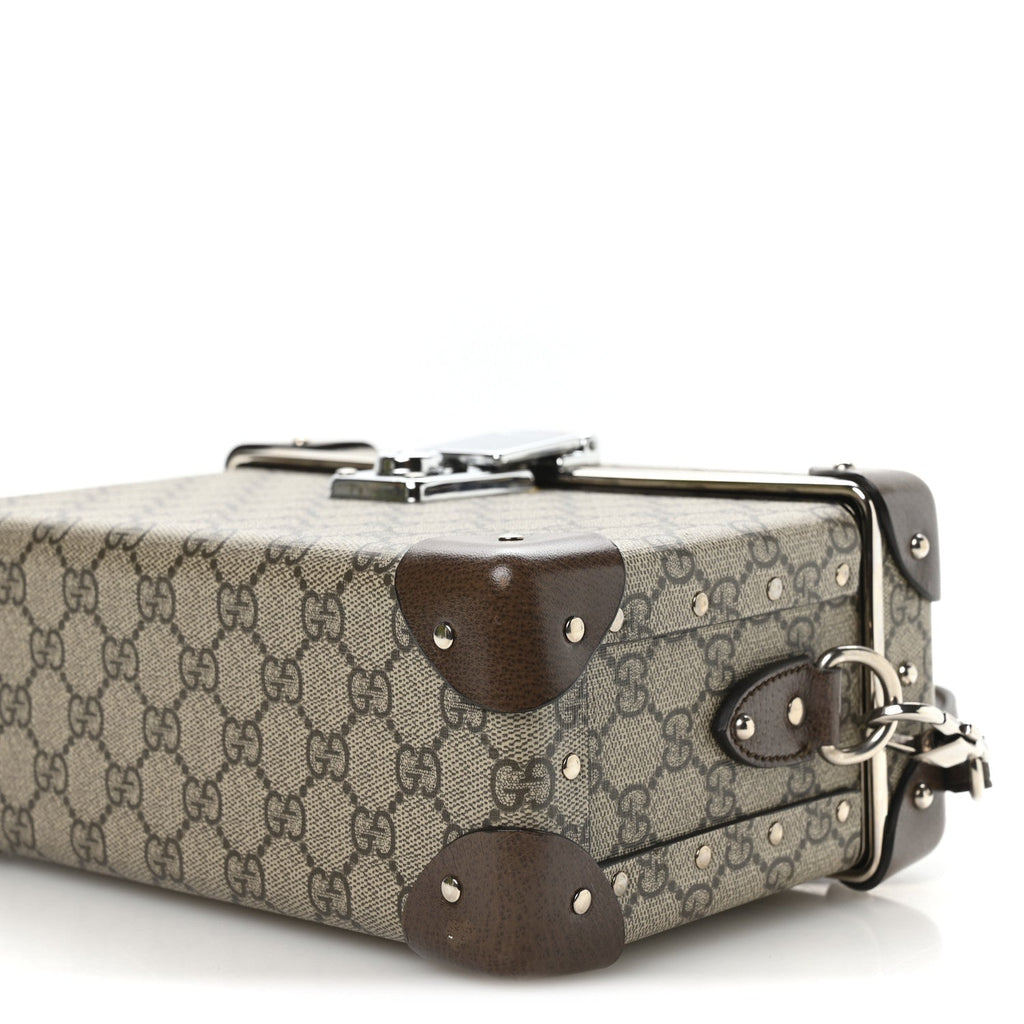 Gucci GG Supreme Monogram Globe-Trotter Beauty Case Brown