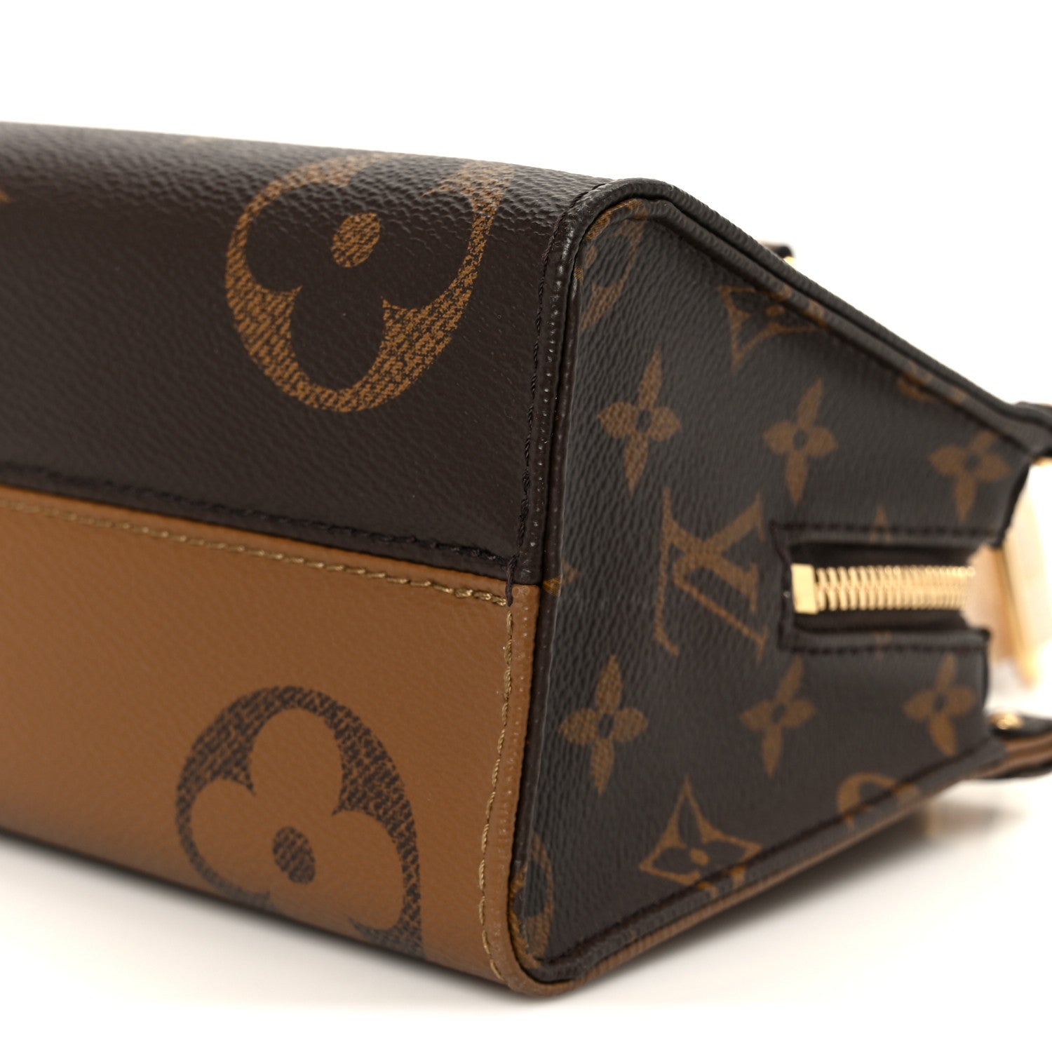 Louis Vuitton Reverse Monogram Giant OnTheGo East West