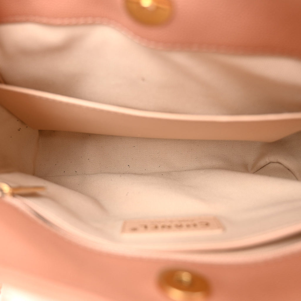 Chanel Caviar Quilted Wavy CC Hobo Beige