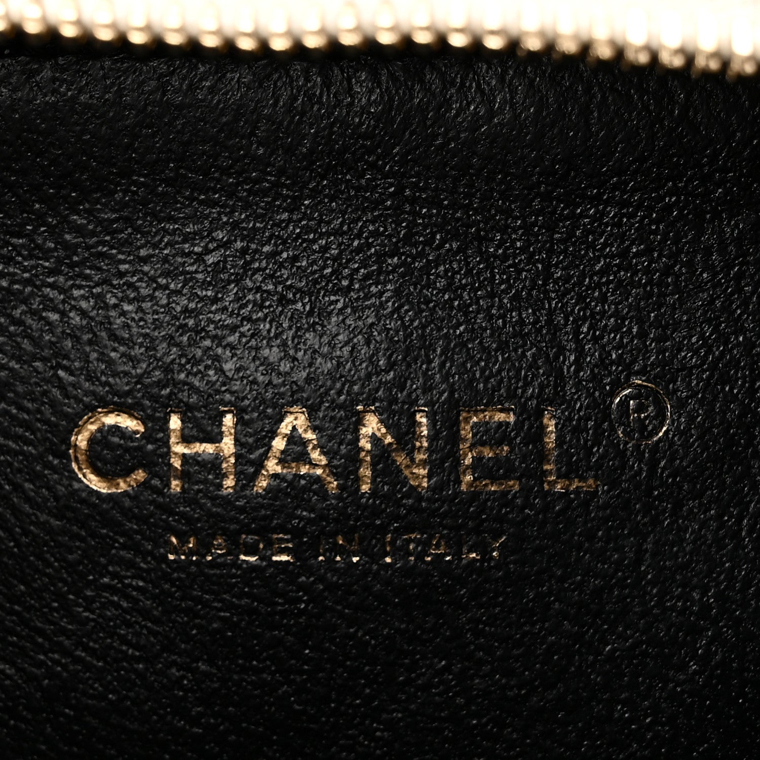 Chanel Caviar Quilted Small CC Filigree Vanity Case White Black