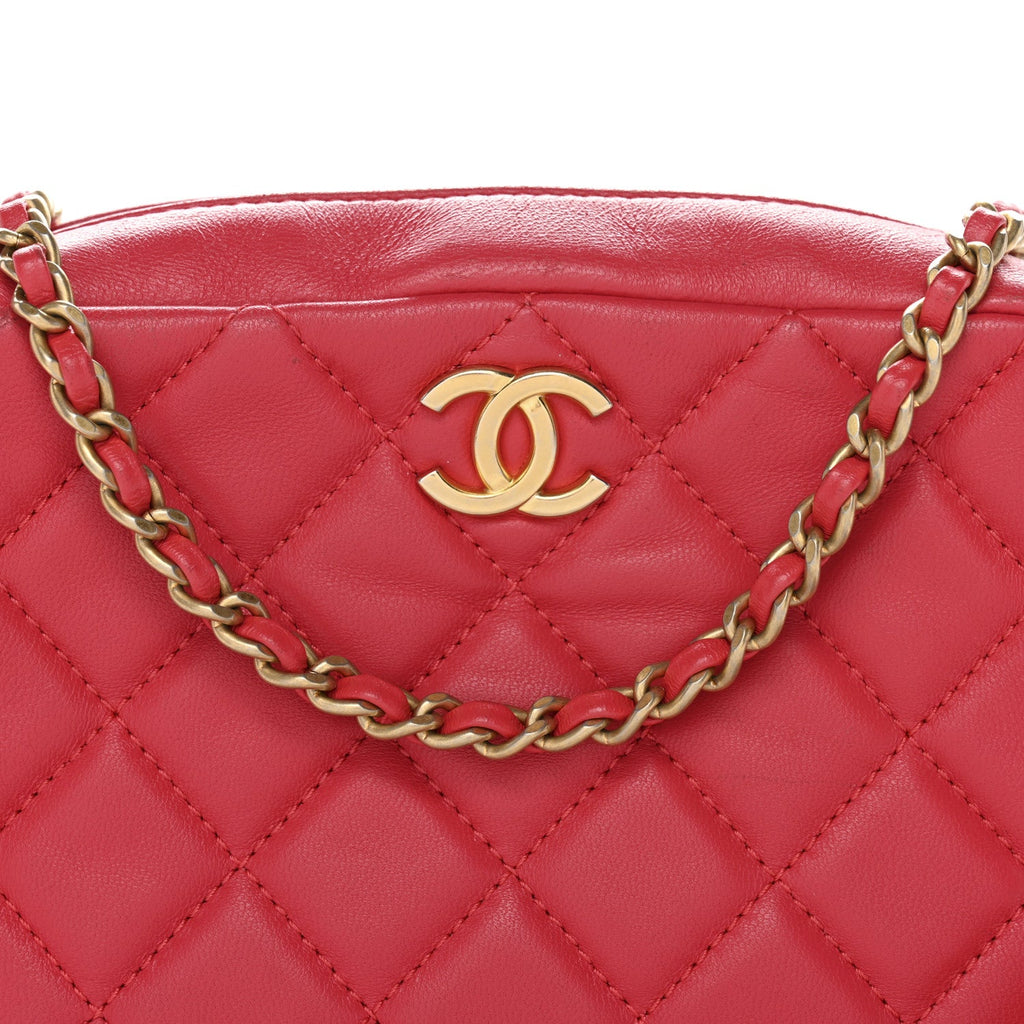 Chanel Lambskin Quilted CC Pearl Crush Camera Case Red
