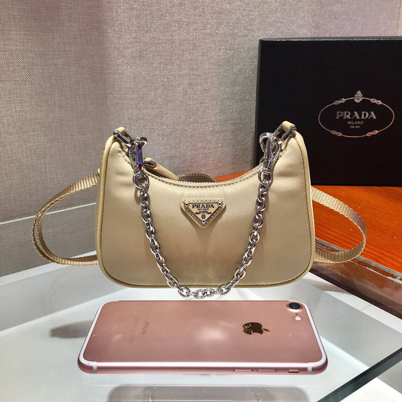 Prada Bags - 7058