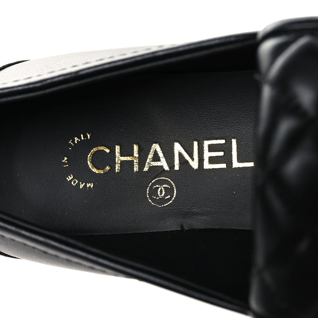 Lambskin Quilted CC Turnlock Loafers 38 Black