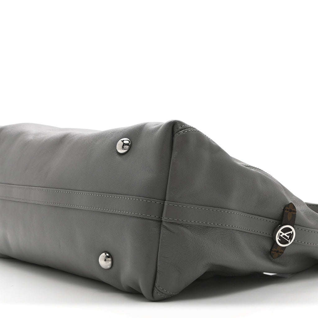 Louis Vuitton Lambskin Carryall MM Trianon Gray