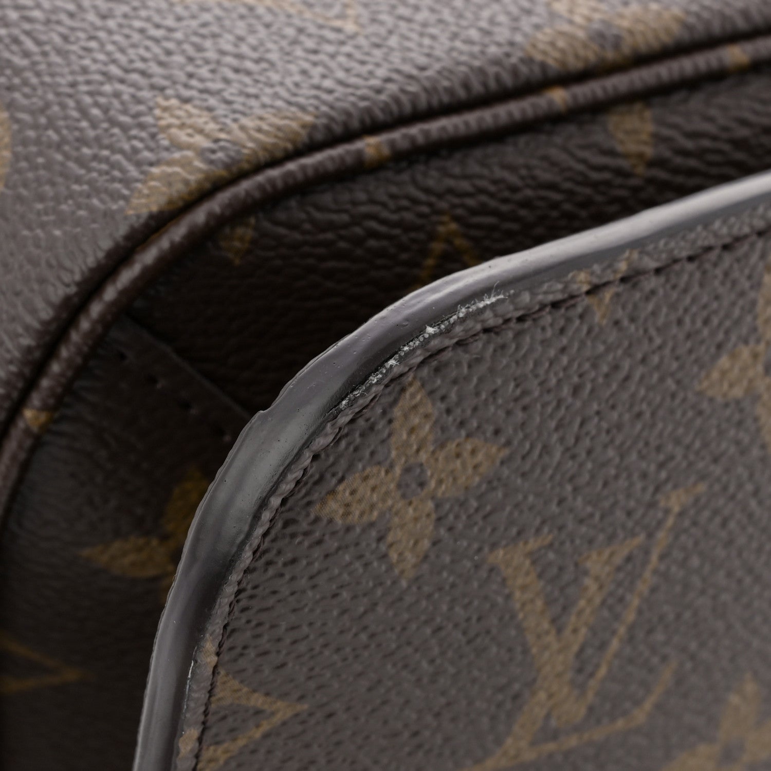 Louis Vuitton Monogram Pochette Metis