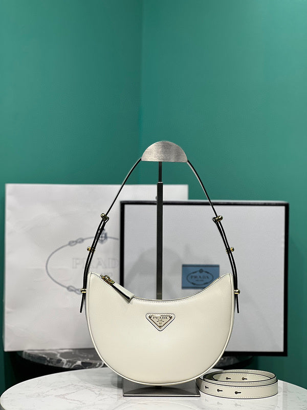 Prada Bags - 1093