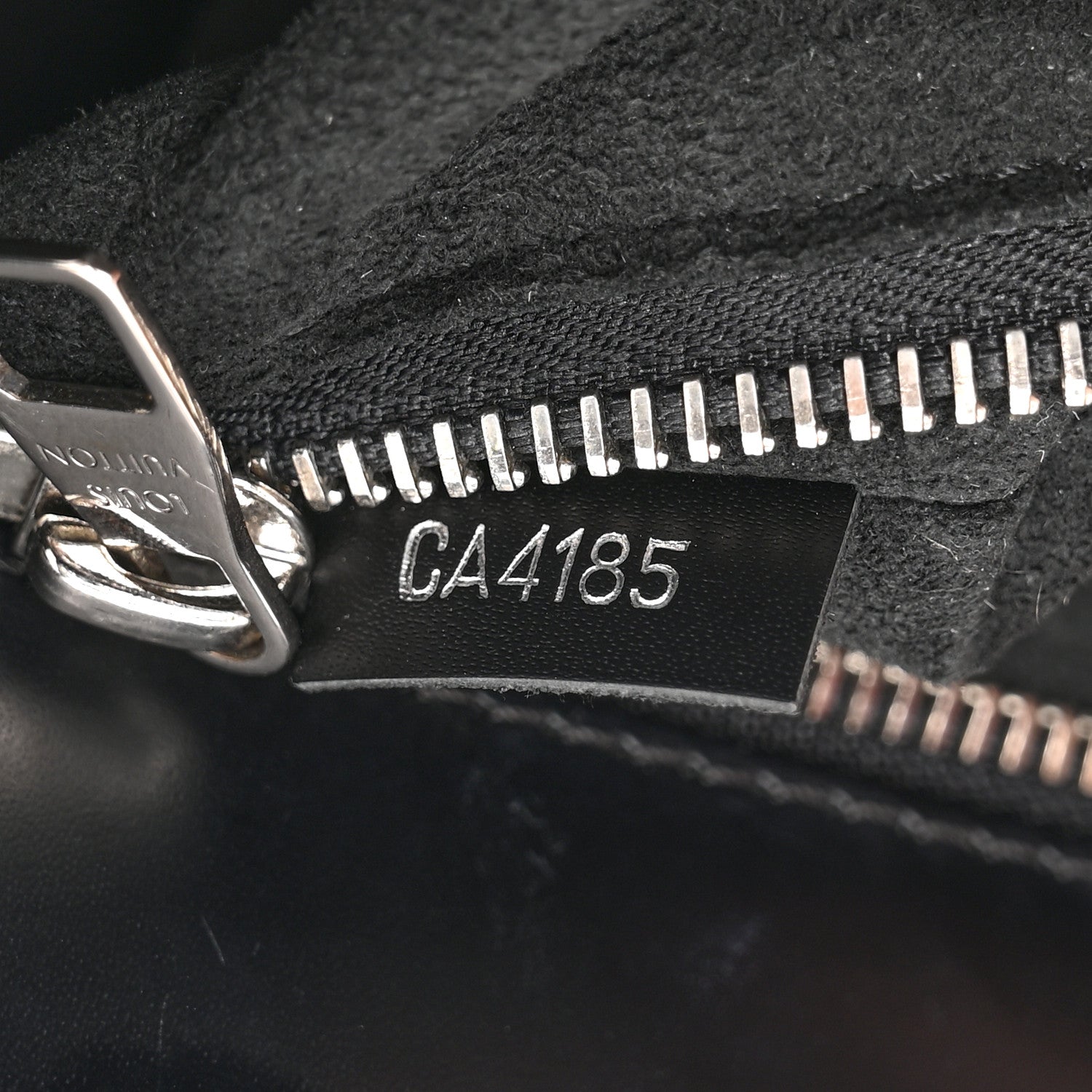 Louis Vuitton Epi Phenix MM Black