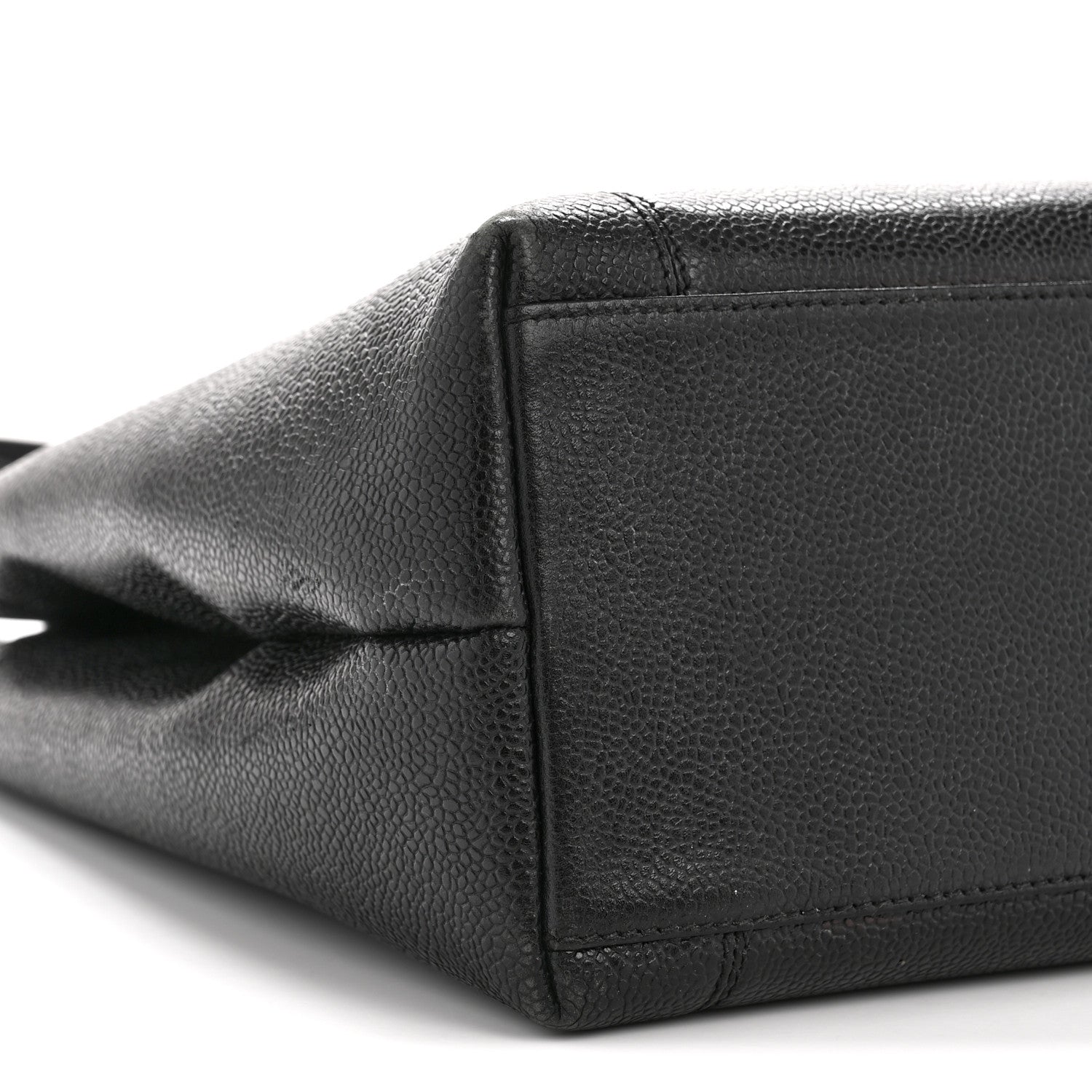 Chanel Caviar Shoulder Bag Black
