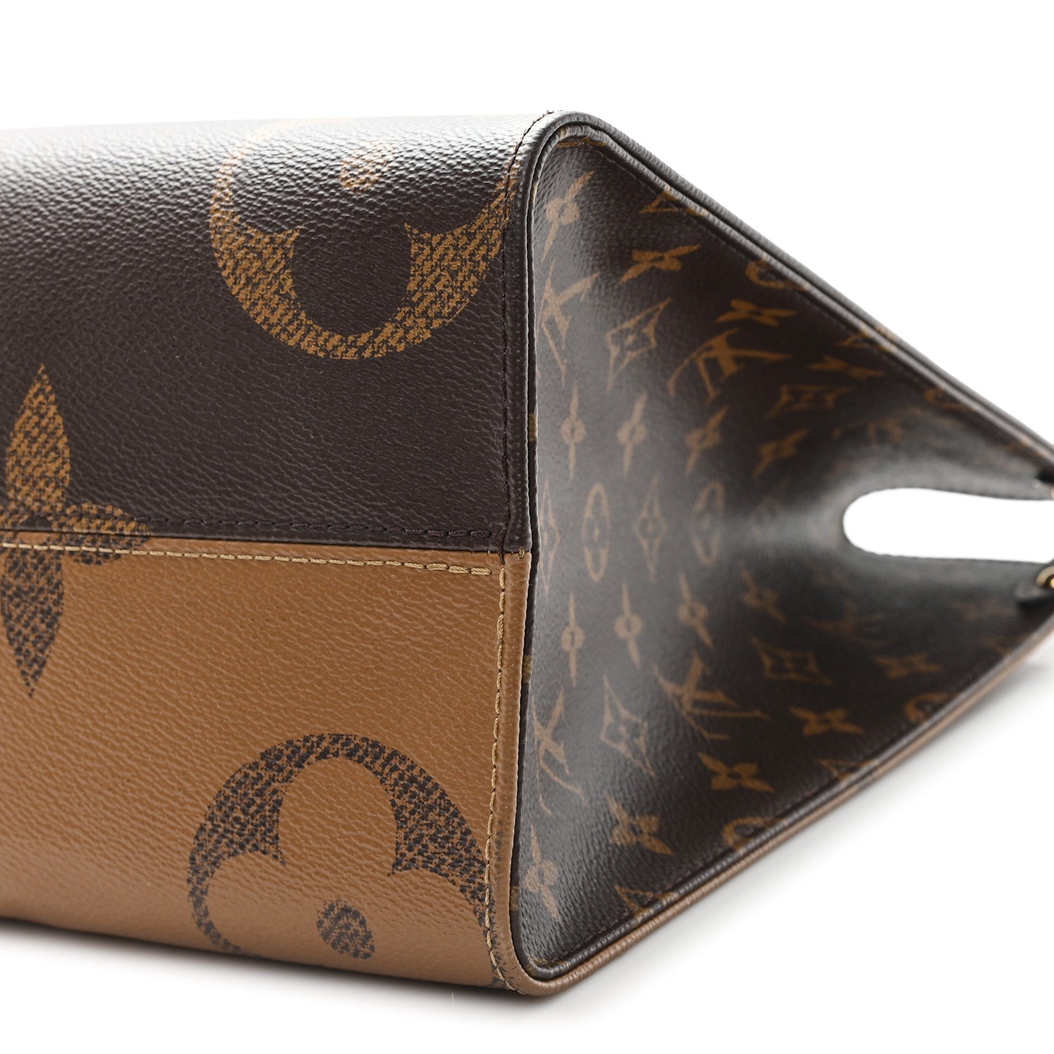 Louis Vuitton Reverse Monogram Giant Onthego MM