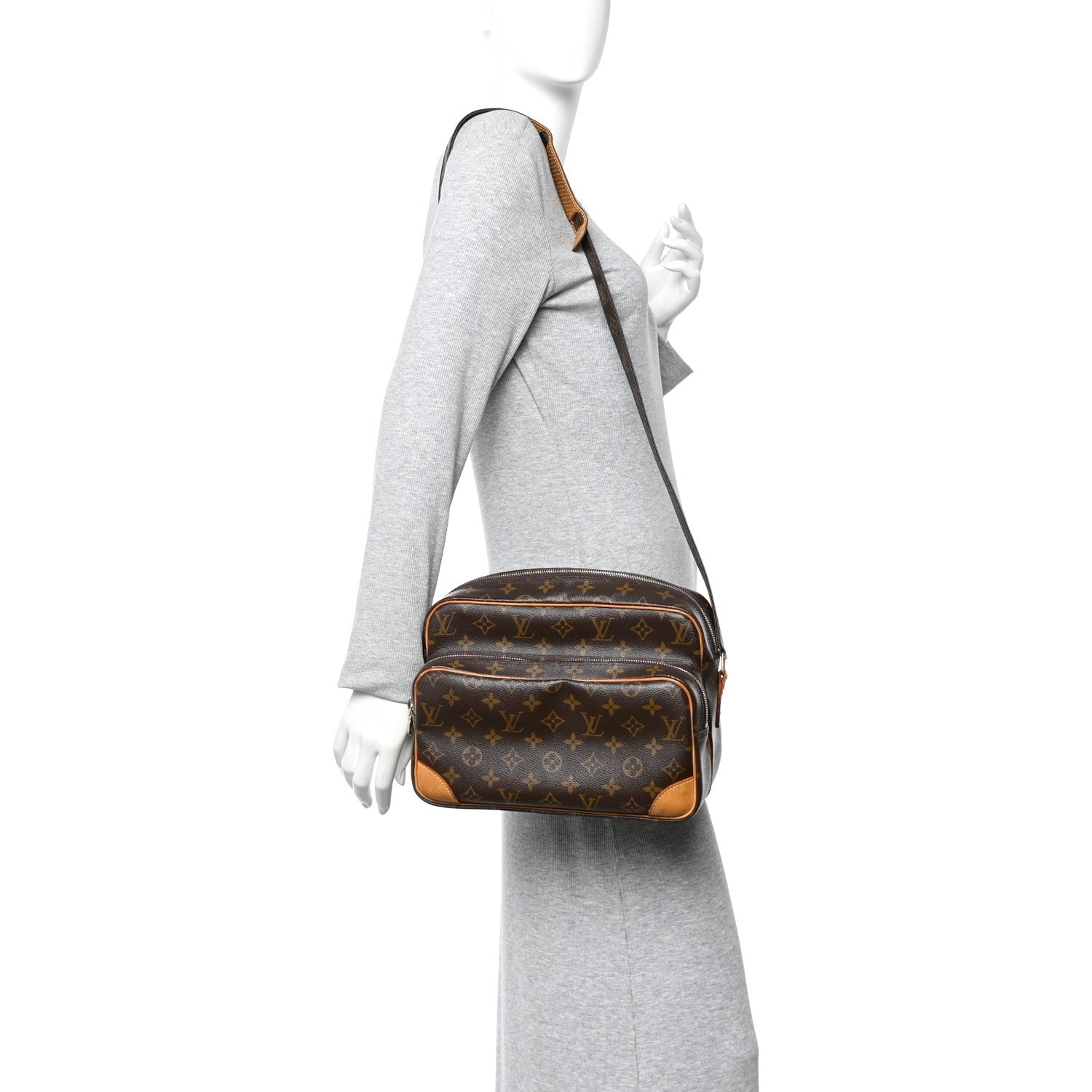 Louis Vuitton Monogram Nil 28