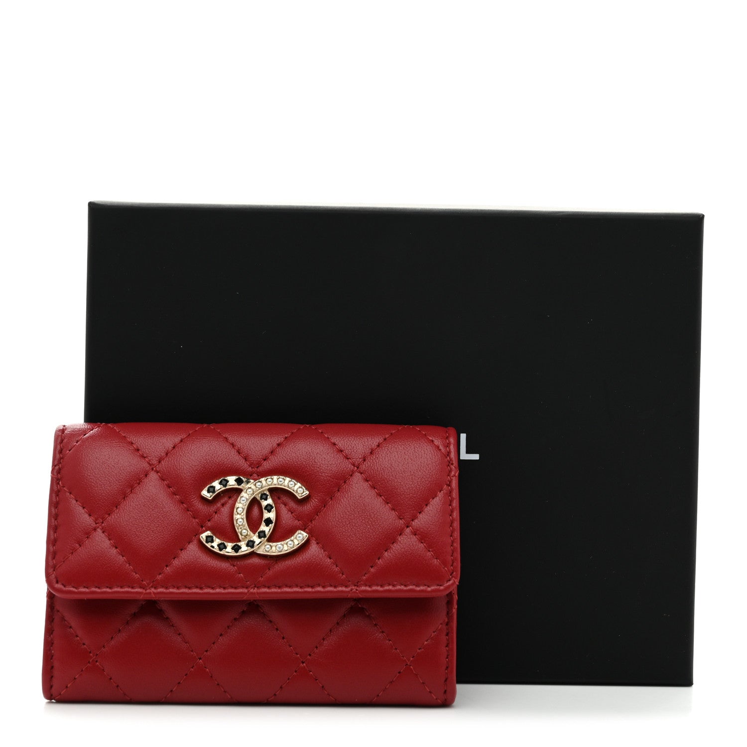 Lambskin Pearl Enamel Quilted Flap Card Holder Red