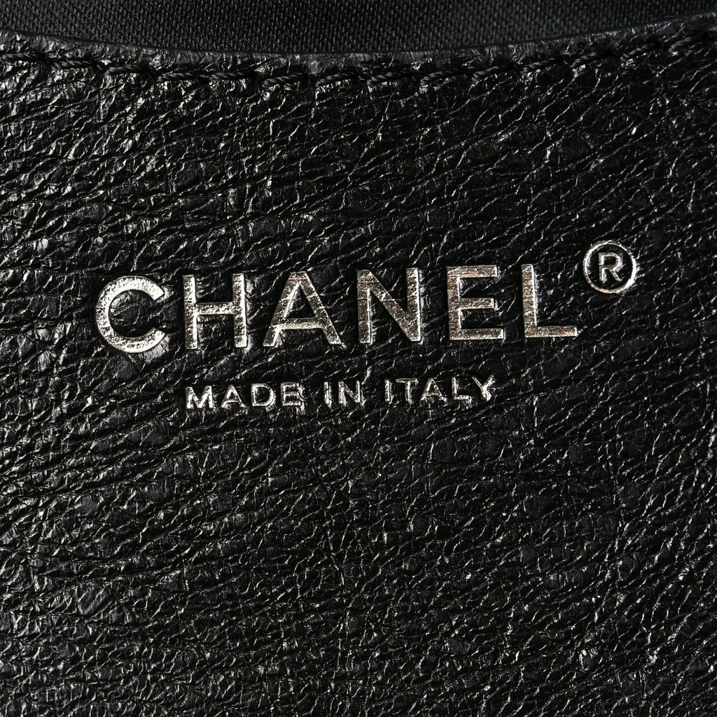 Chanel Glazed Calfskin Large On The Road Tote Black