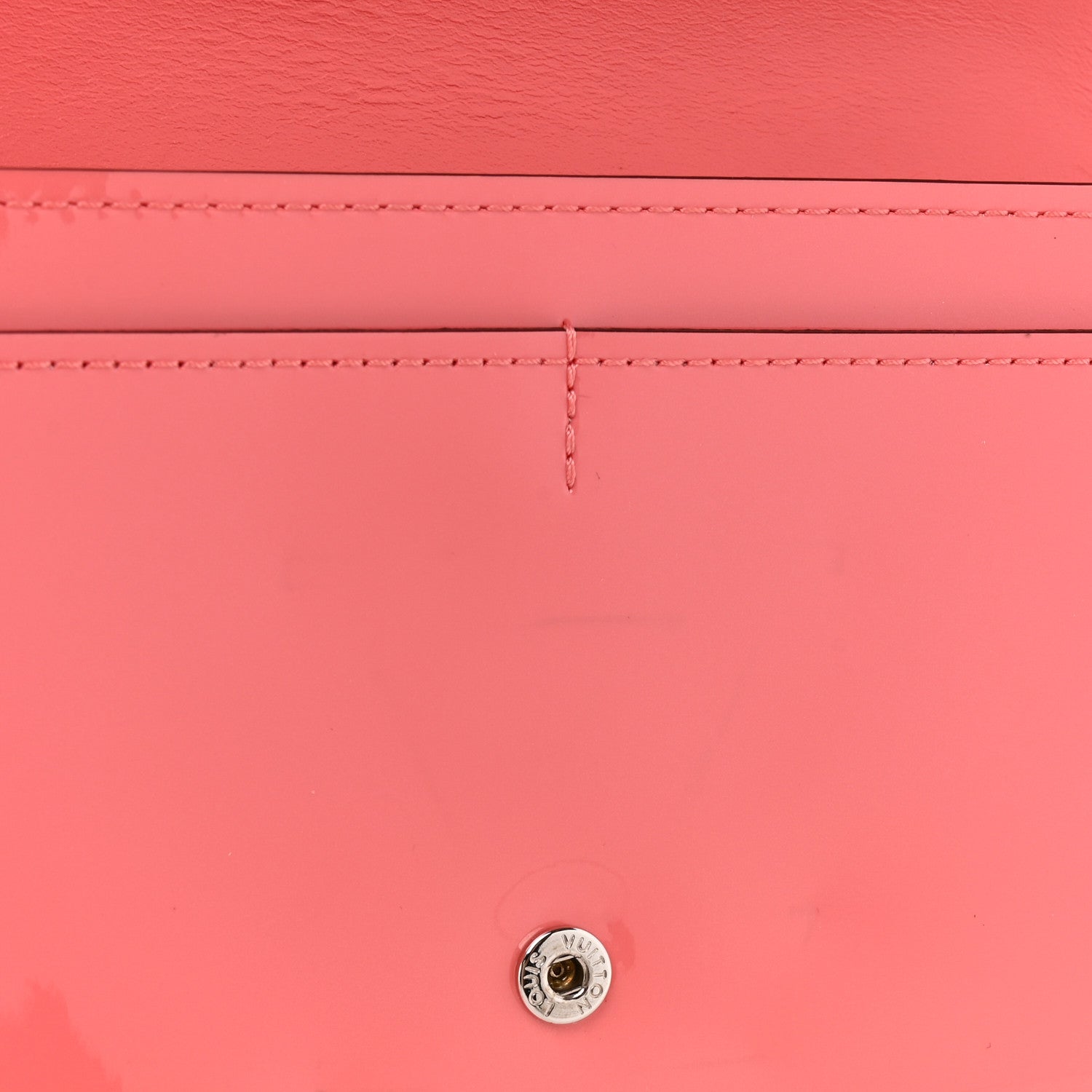 Louis Vuitton Patent Louise Wallet Rose Litchi