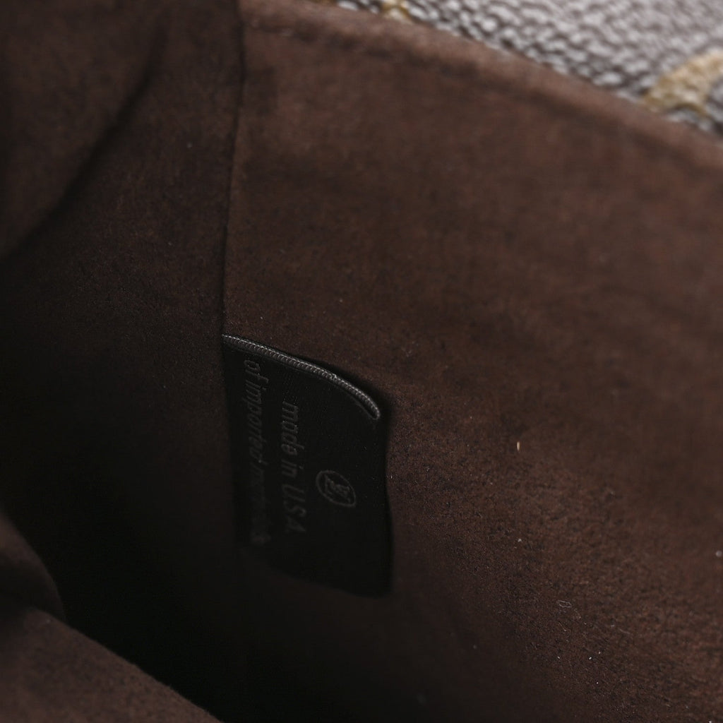 Louis Vuitton Monogram Pochette Metis