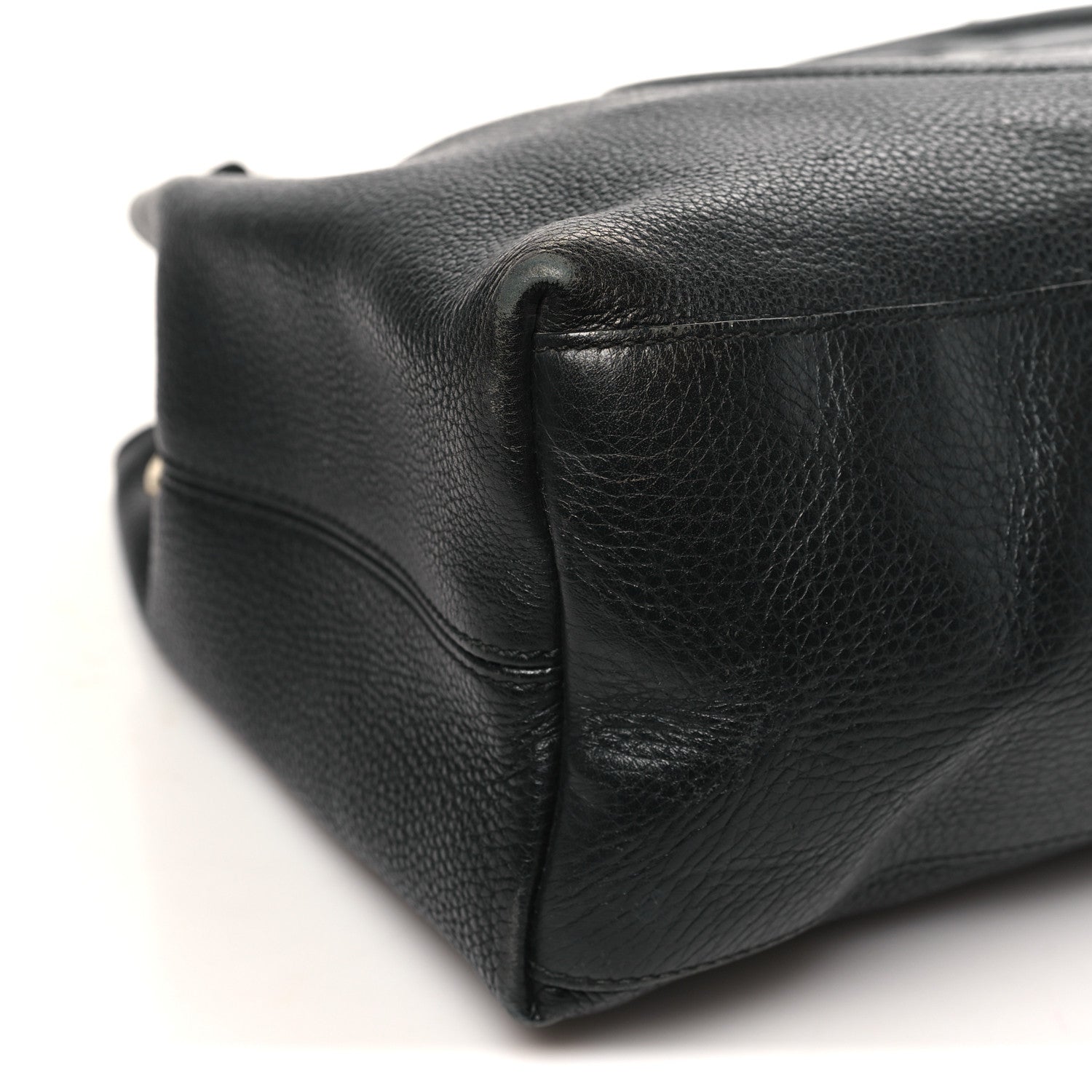 Gucci Pebbled Calfskin Medium Soho Chain Shoulder Bag Black