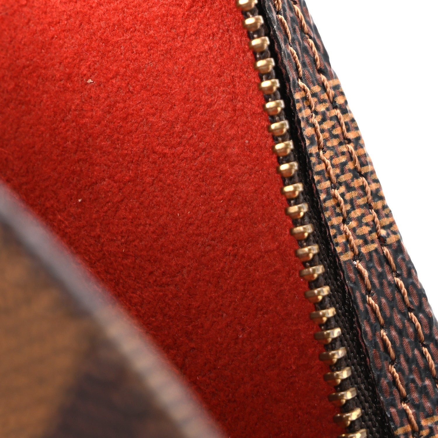 Louis Vuitton Damier Ebene Marais Bucket Pouch