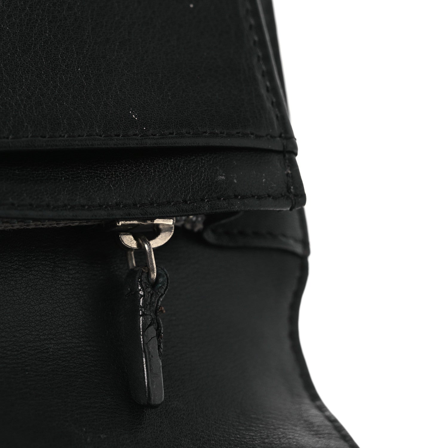 Patent Camellia Yen Wallet Black