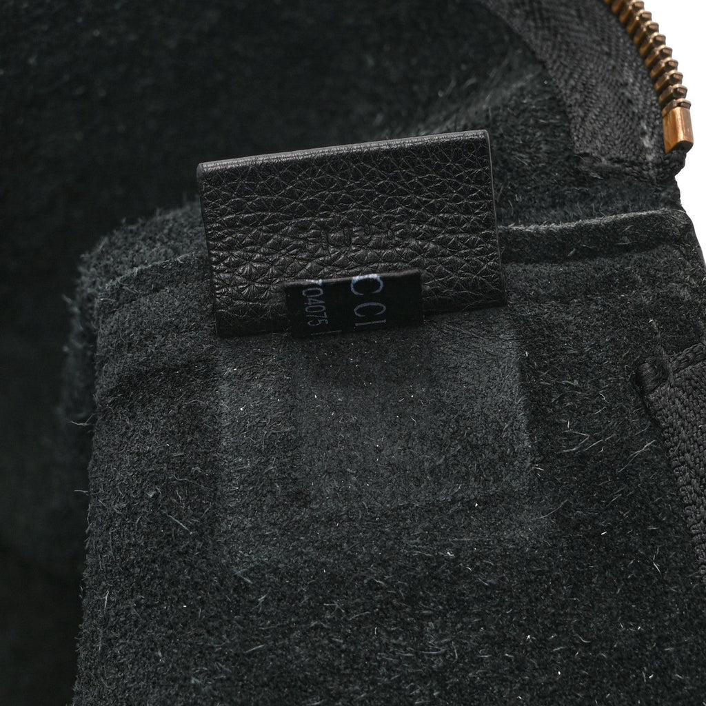 Gucci Pebbled Calfskin Medium Logo Portfolio Clutch Black