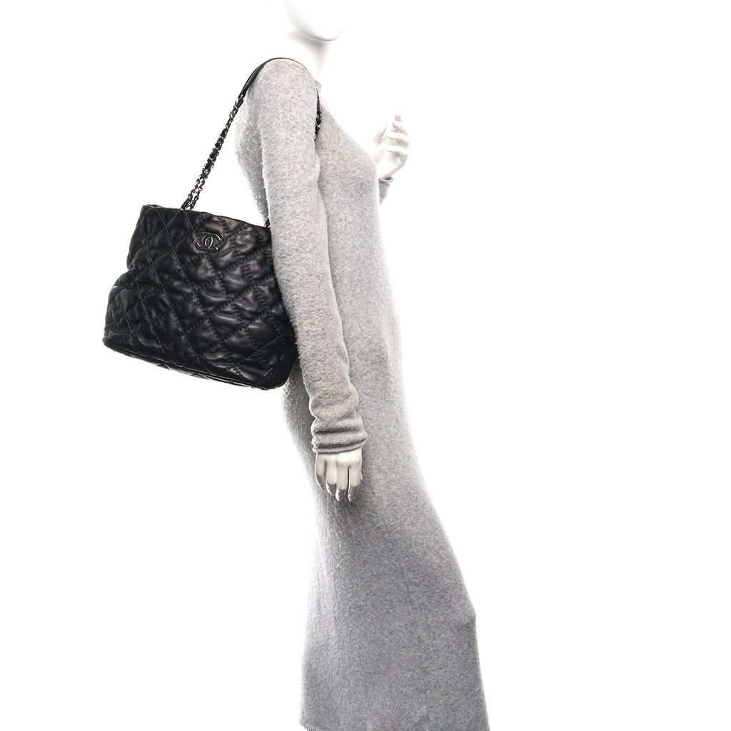 Chanel Calfskin Contrast Stitch Tote Black