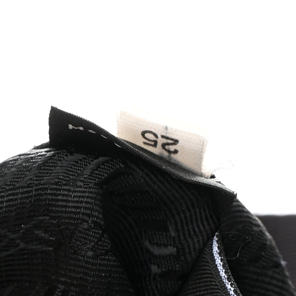 Prada Nylon Re-Edition 2005 Shoulder Bag Black