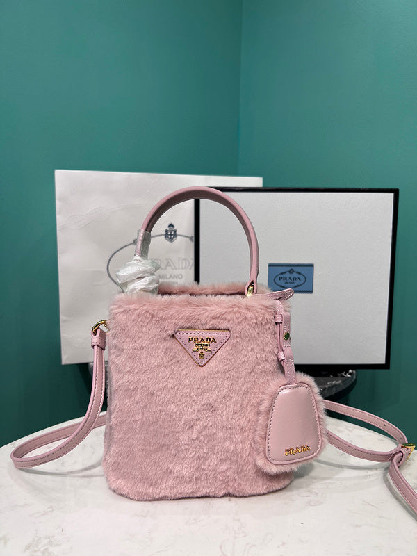 Prada Bags - 010