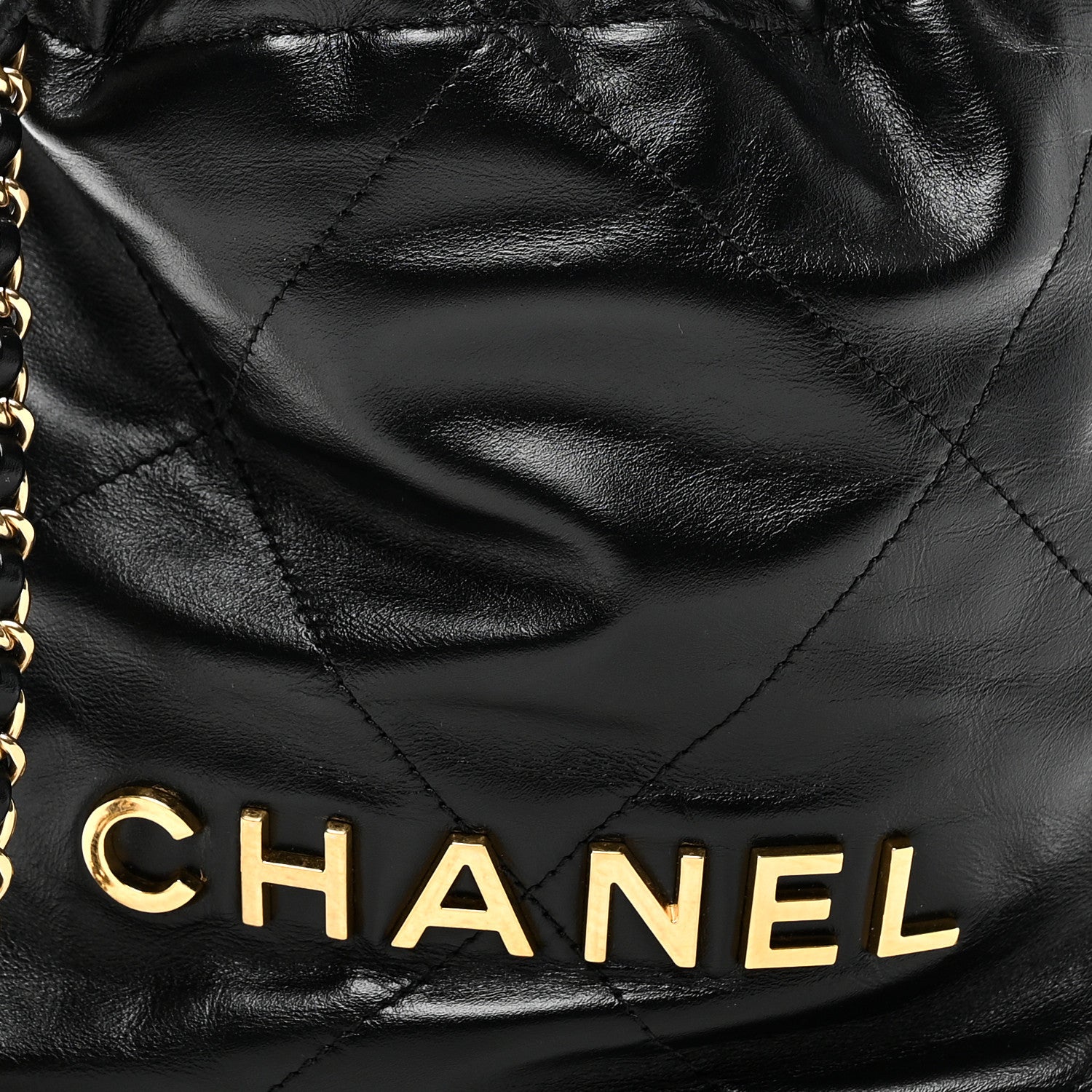Chanel Shiny Calfskin Quilted Pearl CC Chain Mini Chanel 22 Black