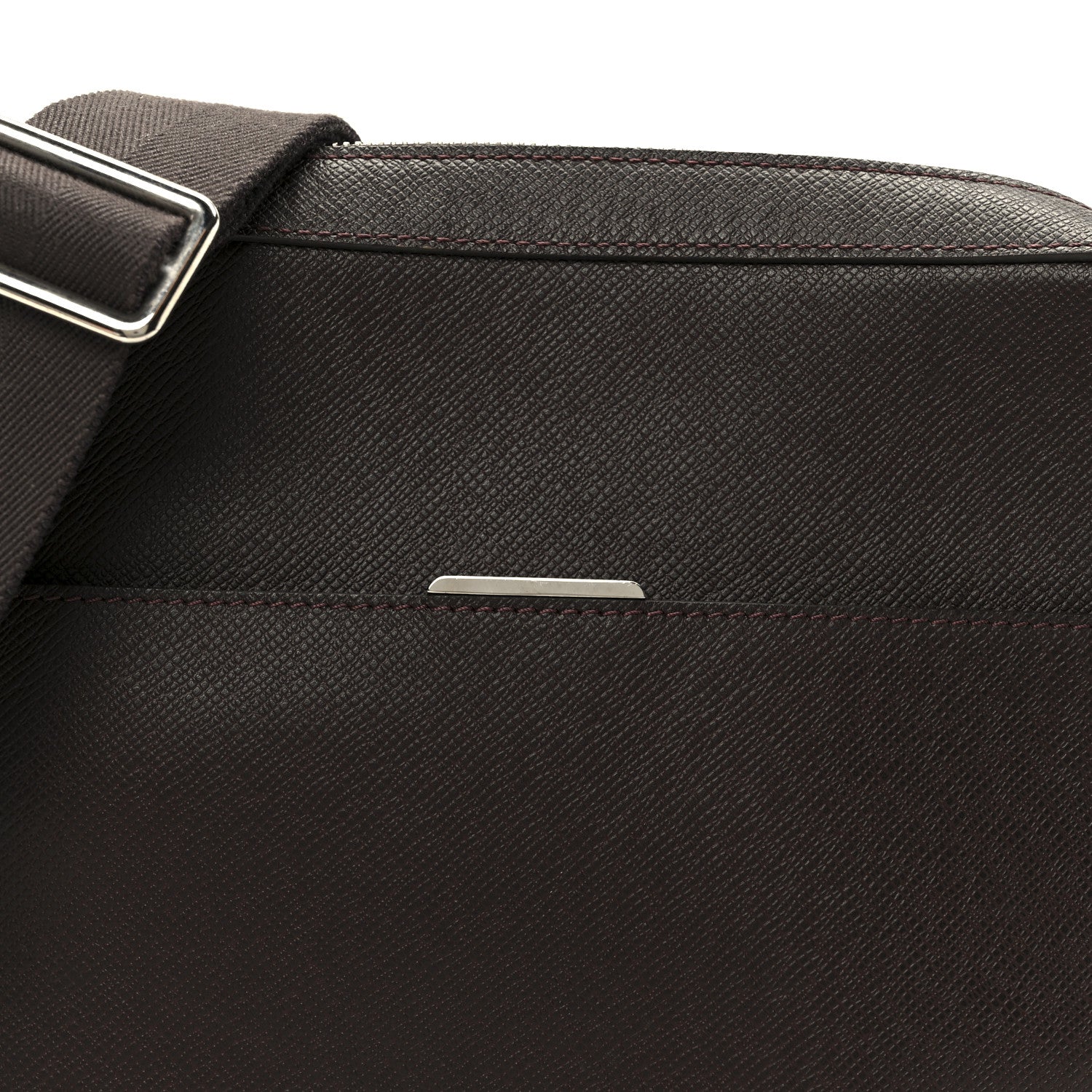 Louis Vuitton Taiga Anton Messenger PM Acajou
