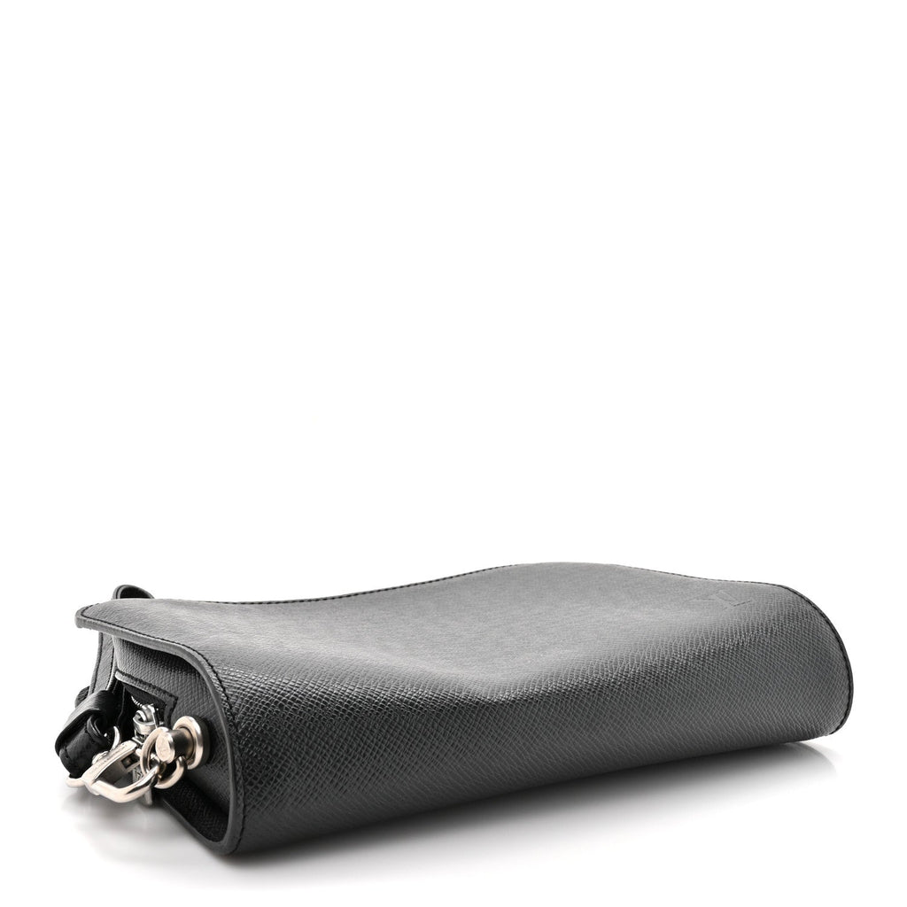 Louis Vuitton Taiga Baikal Pochette Ardoise