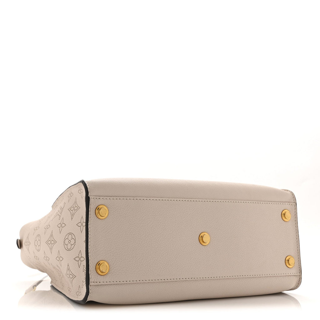 Louis Vuitton Mahina On My Side Greige