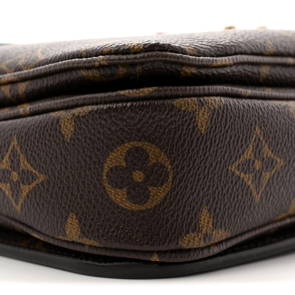 Louis Vuitton Monogram Pochette Metis