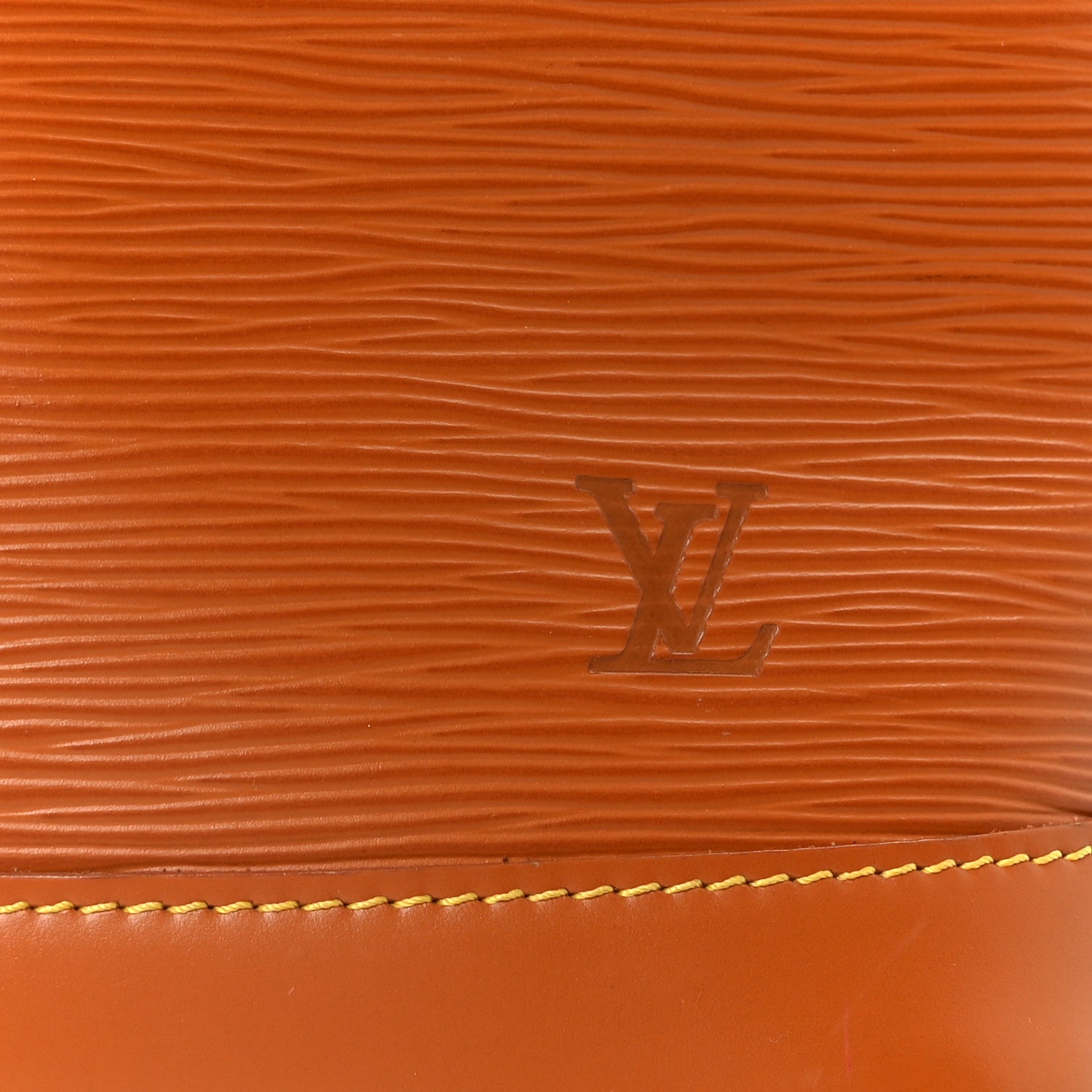 Louis Vuitton Epi Alma PM Cipango