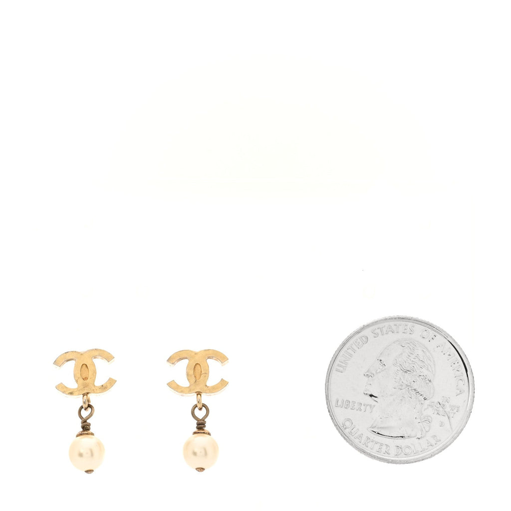 Pearl Mini CC Drop Earrings Gold